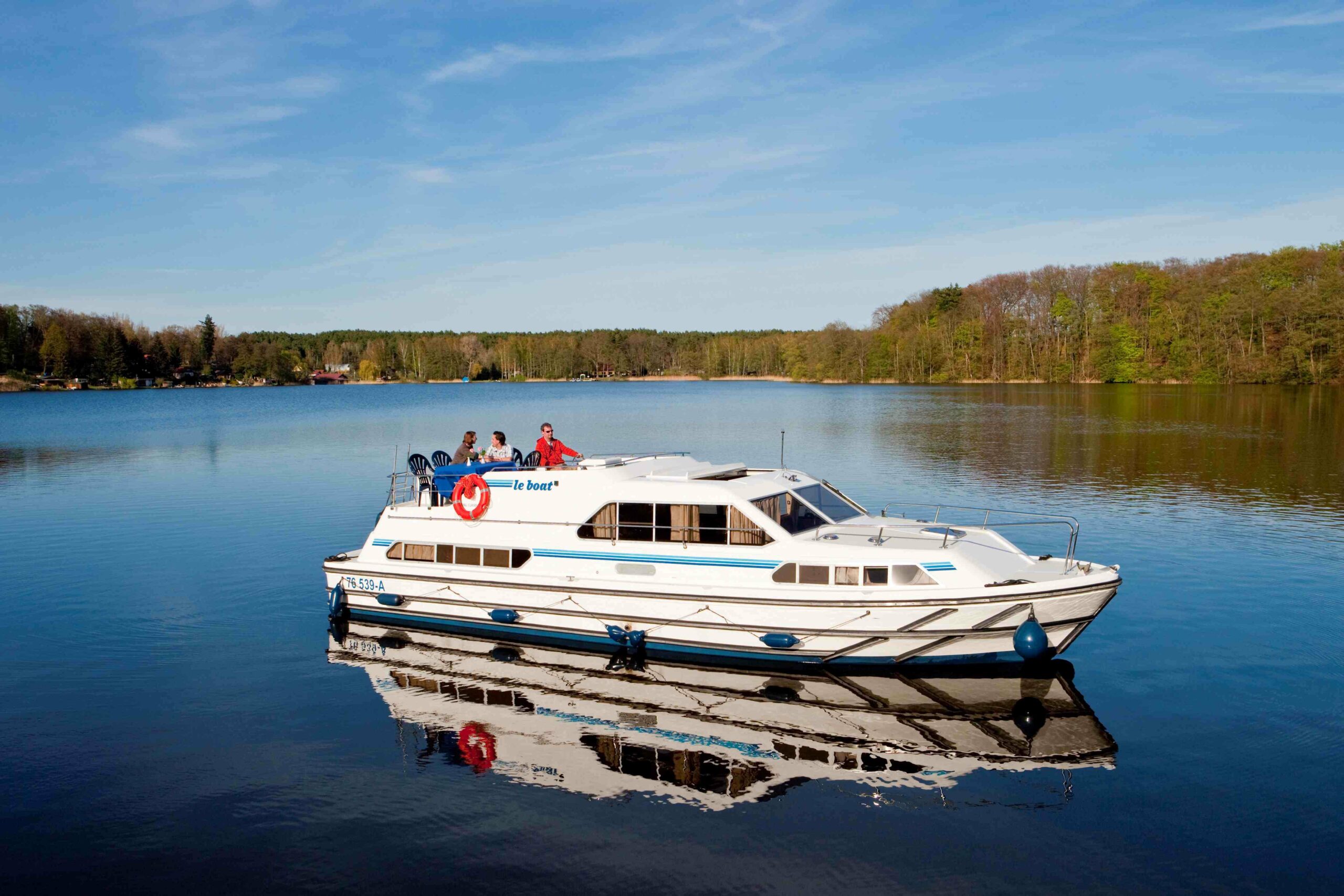 leboat-destination-germany-rheinsberg-must-credit-holger-leue